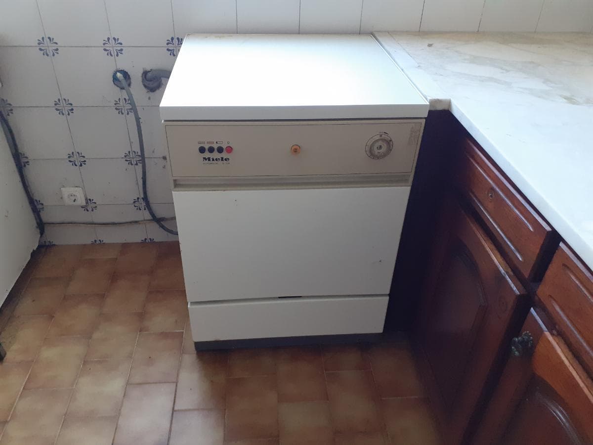 Armazém c/ Escritório e Apartamento · Anadia — imagen 23
