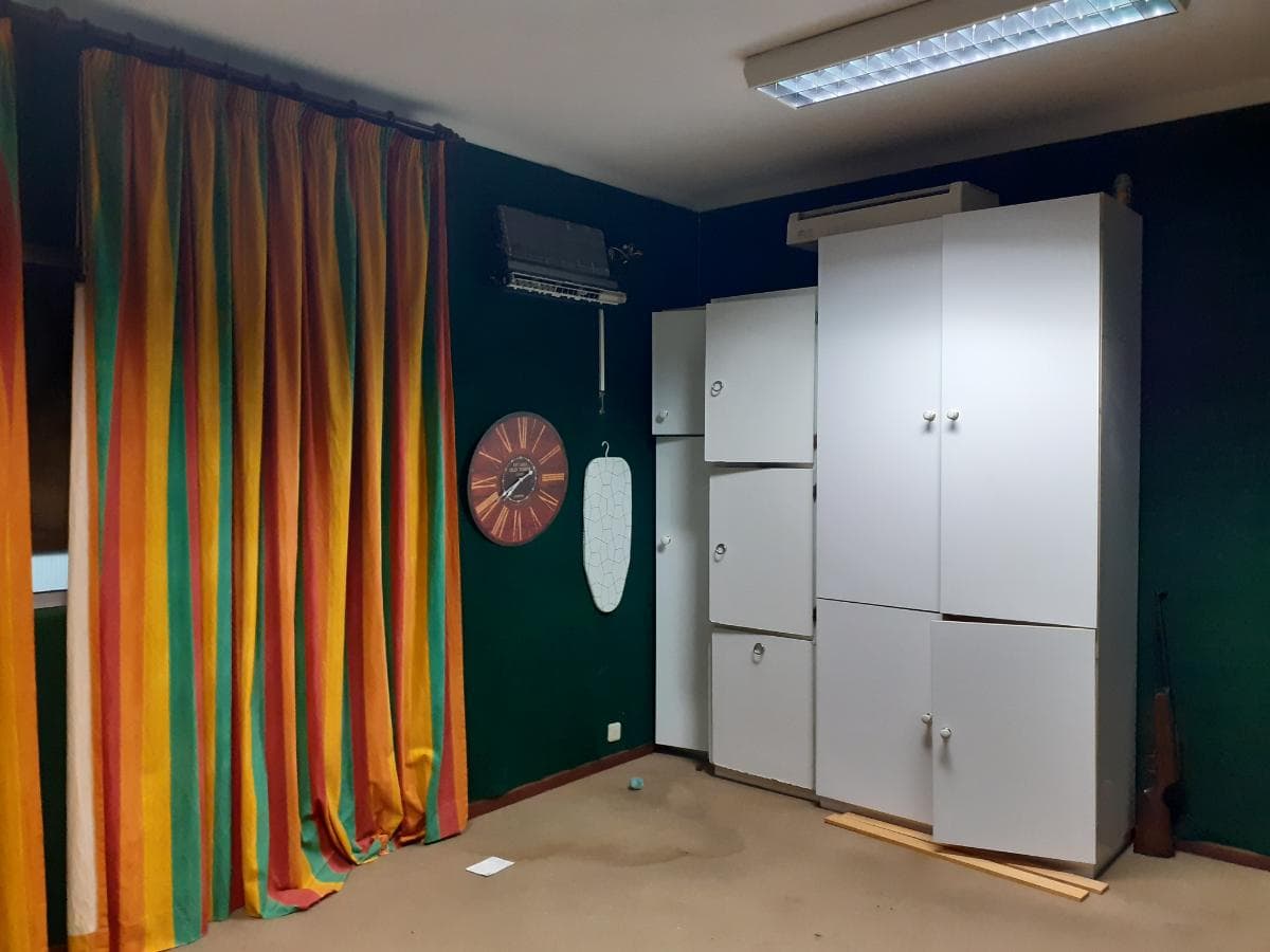 Armazém c/ Escritório e Apartamento · Anadia — imagen 6