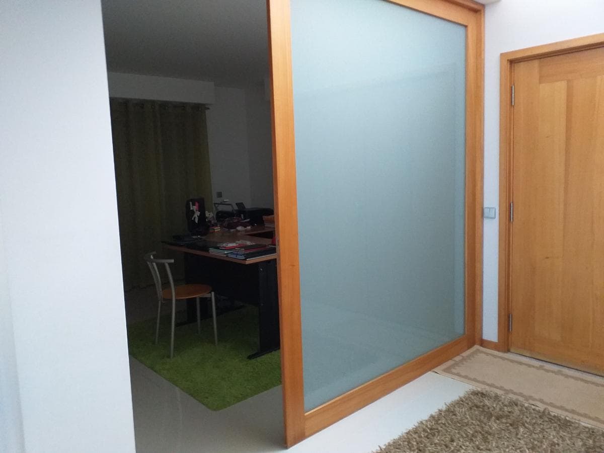 Moradia V3 · Guimarães — image 18