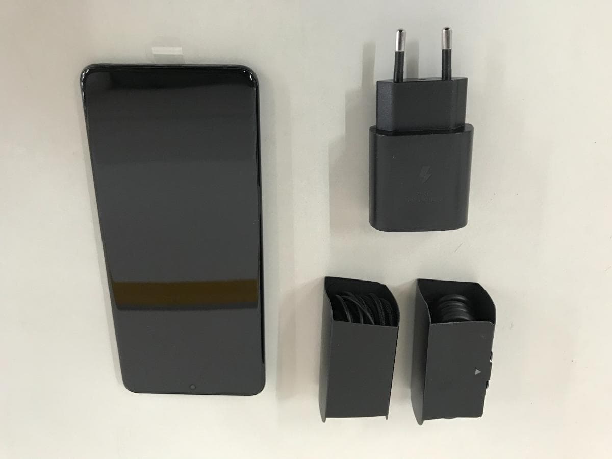 Samsung Galaxy S20+ — image 3
