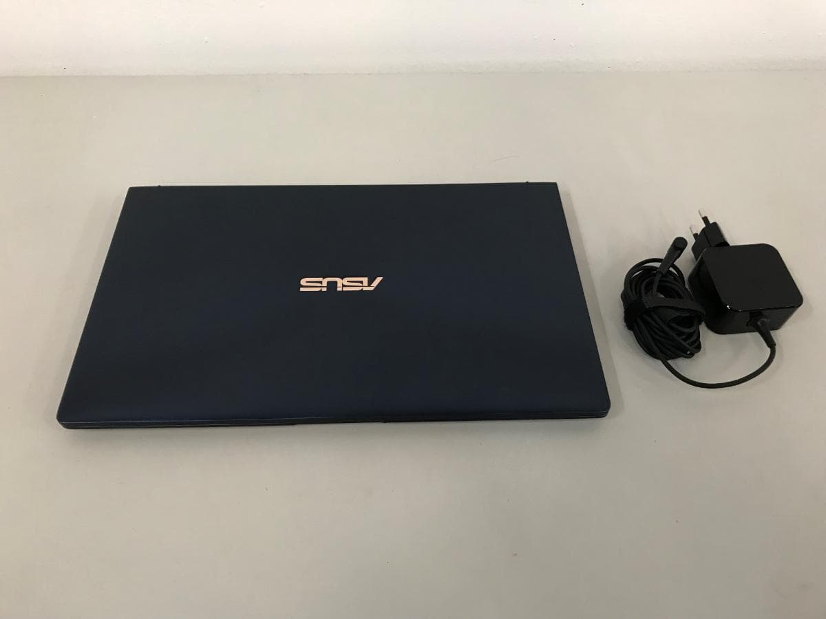 Portátil Asus Zenbook — imagen 1