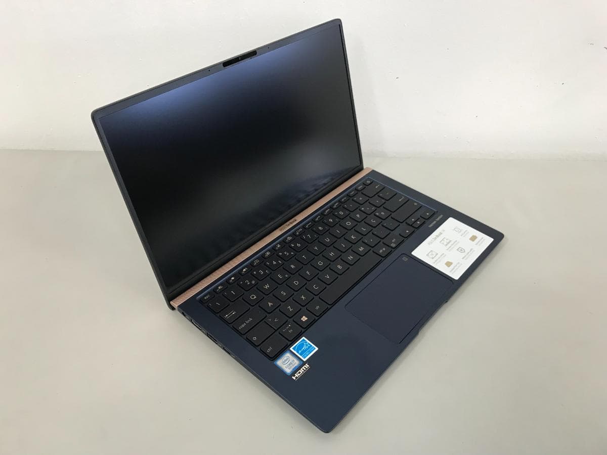 Portátil Asus Zenbook — imagen 4