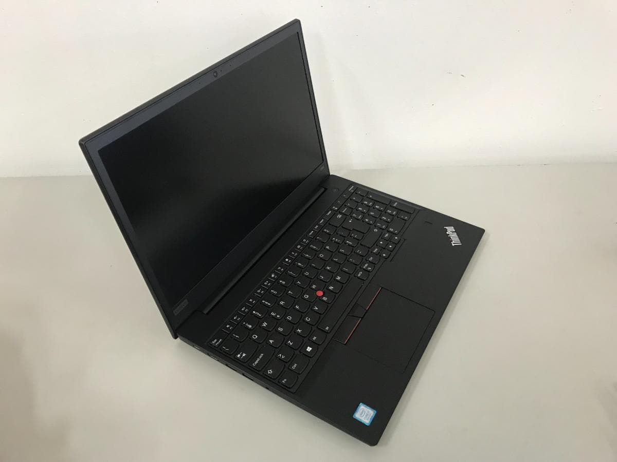 Portátil Lenovo E590 — imagen 3