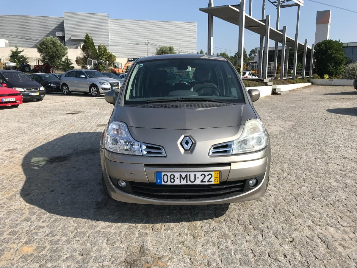 Renault Modus 1.5 DCI · Ano 2012 — imagen 2