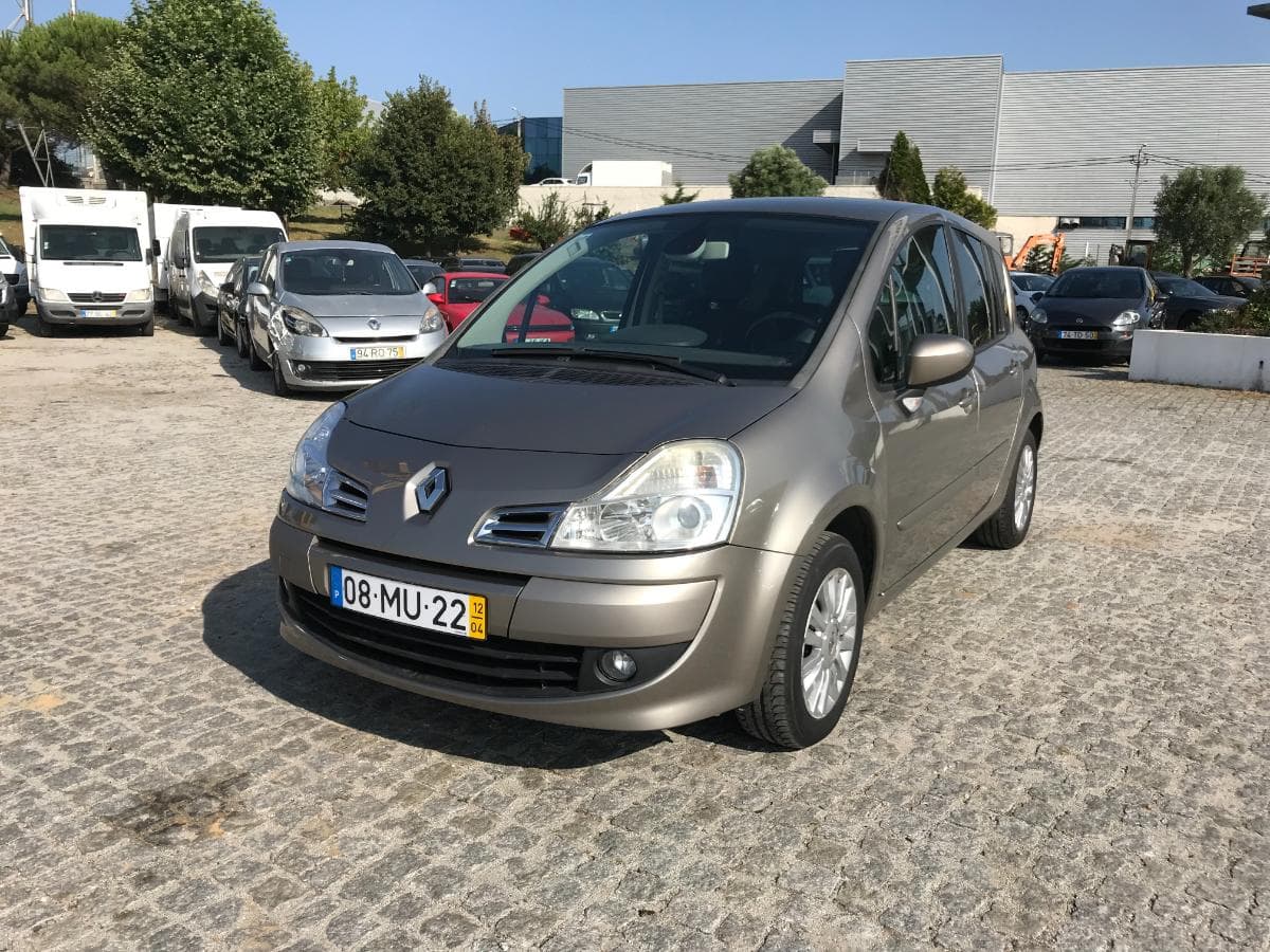 Renault Modus 1.5 DCI · Ano 2012 — imagen 3