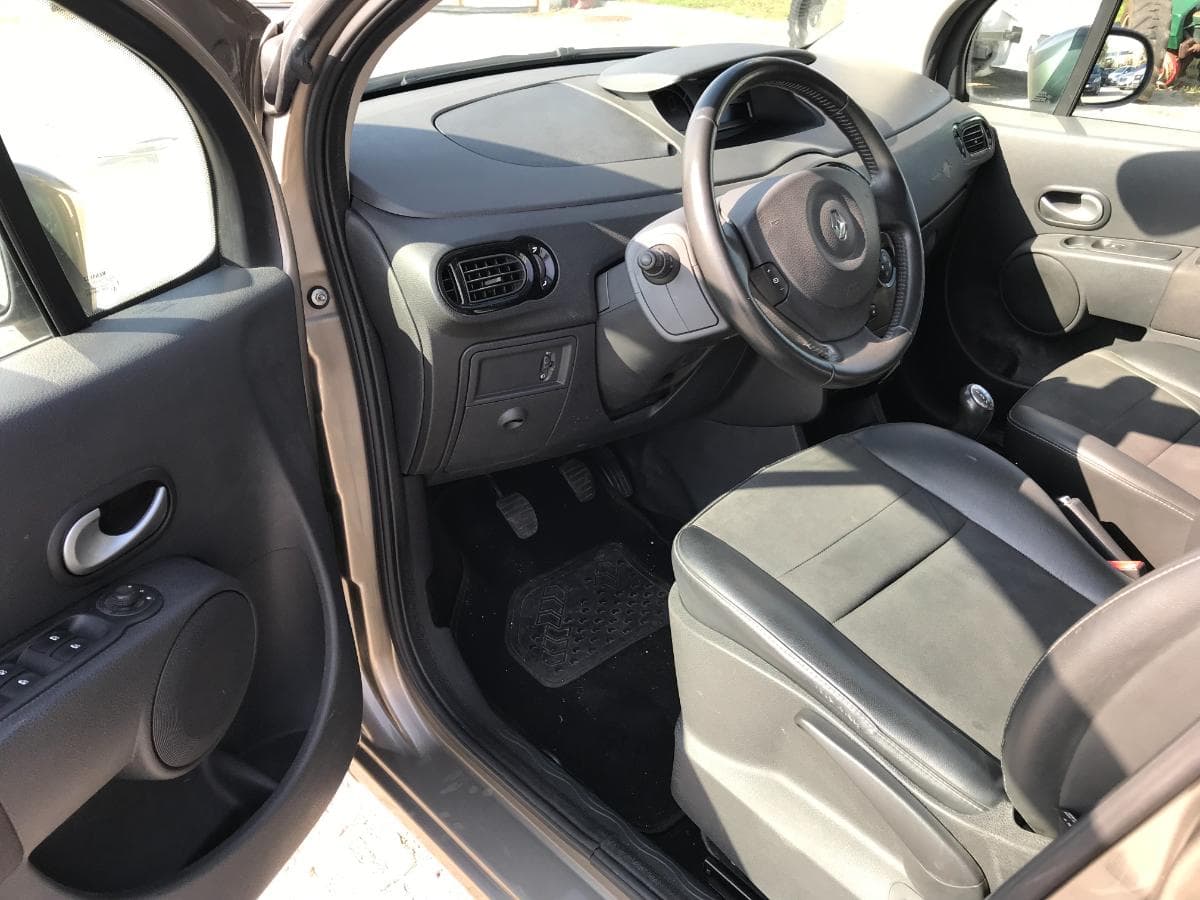 Renault Modus 1.5 DCI · Ano 2012 — imagen 15
