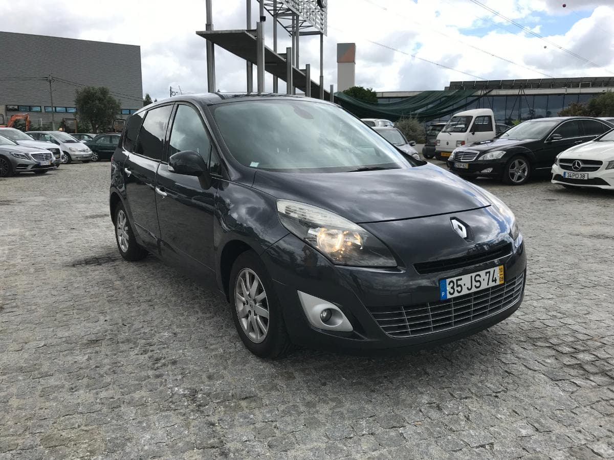 Renault Mégane Scénic 1.5 DCI · Ano 2010 — imagen 1