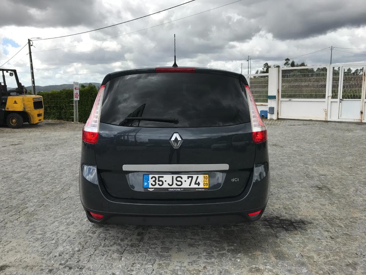 Renault Mégane Scénic 1.5 DCI · Ano 2010 — imagen 5