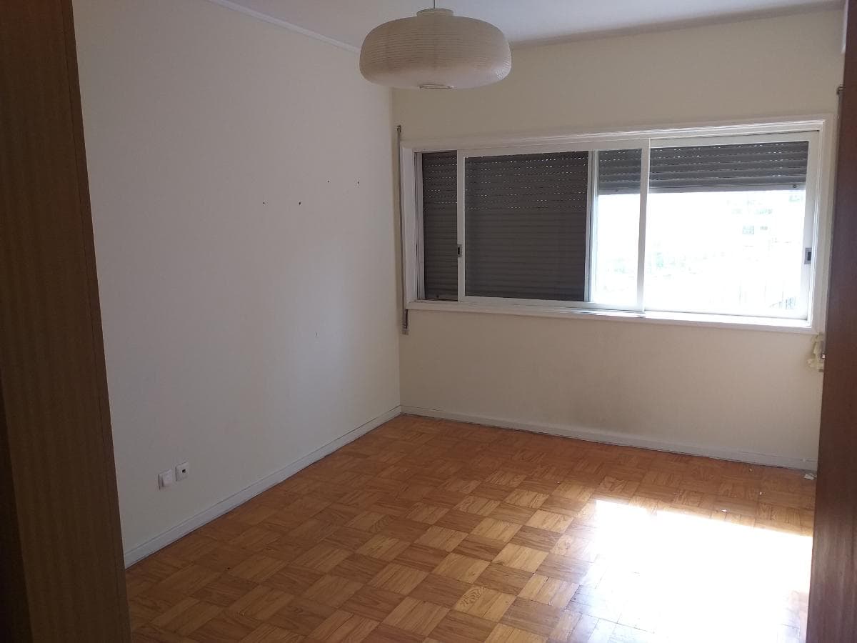 2/10 de Edifício com Apartamentos · Porto — image 21
