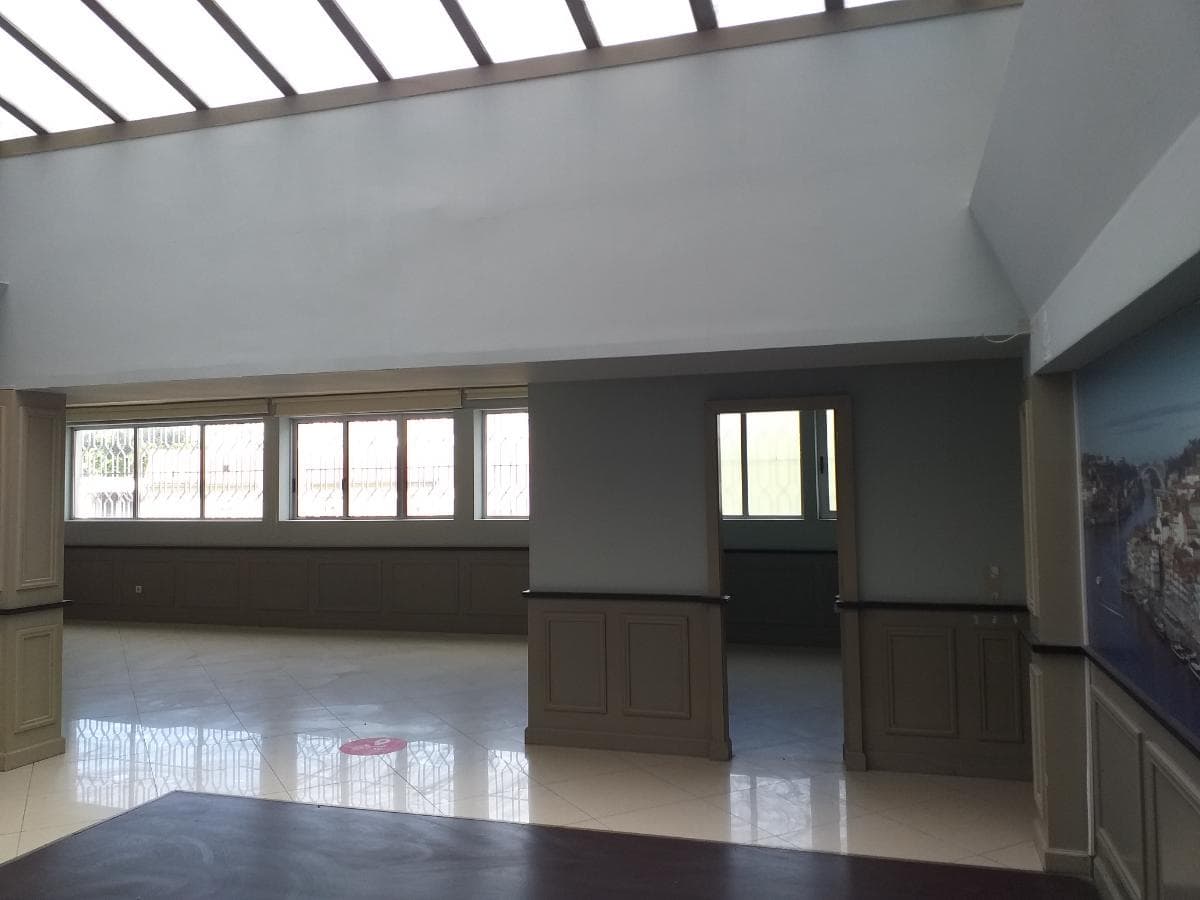 2/10 de Edifício com Apartamentos · Porto — image 6