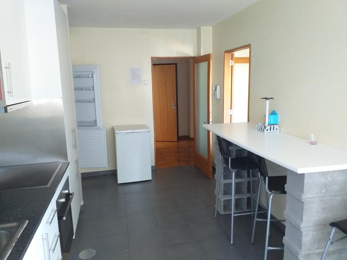 2/10 de Edifício com Apartamentos · Porto — image 25