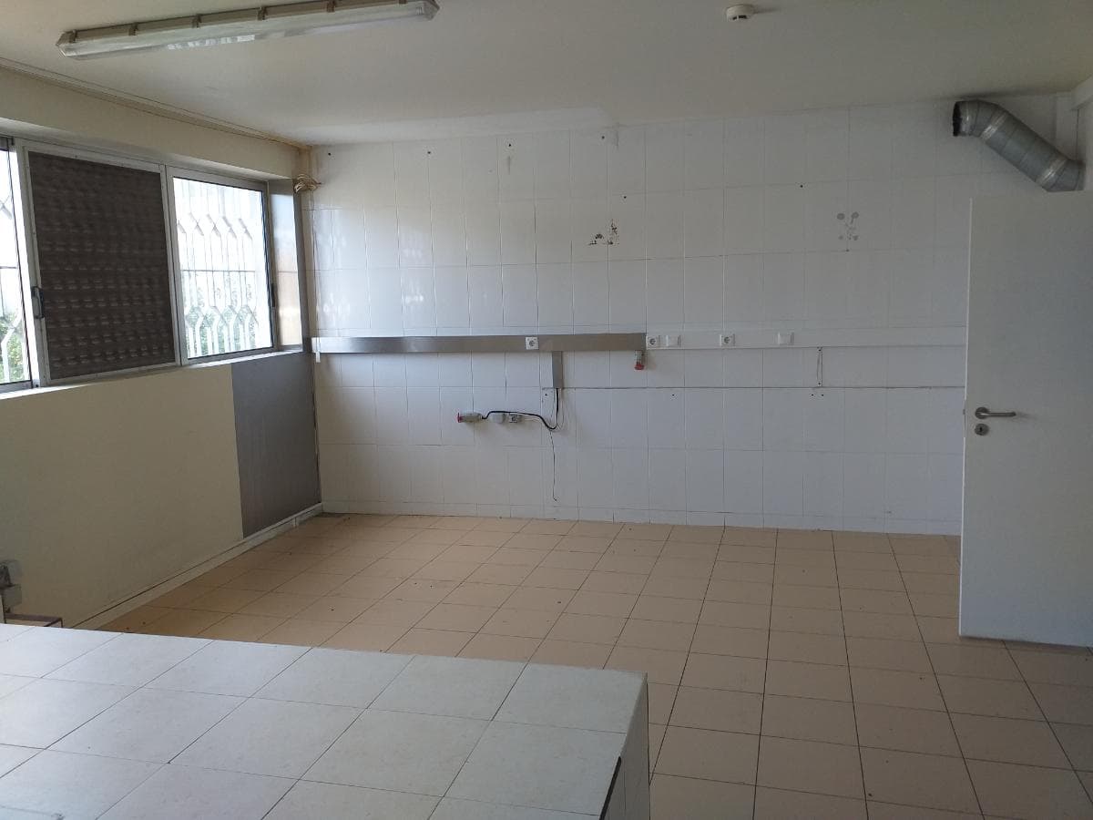 2/10 de Edifício com Apartamentos · Porto — image 10