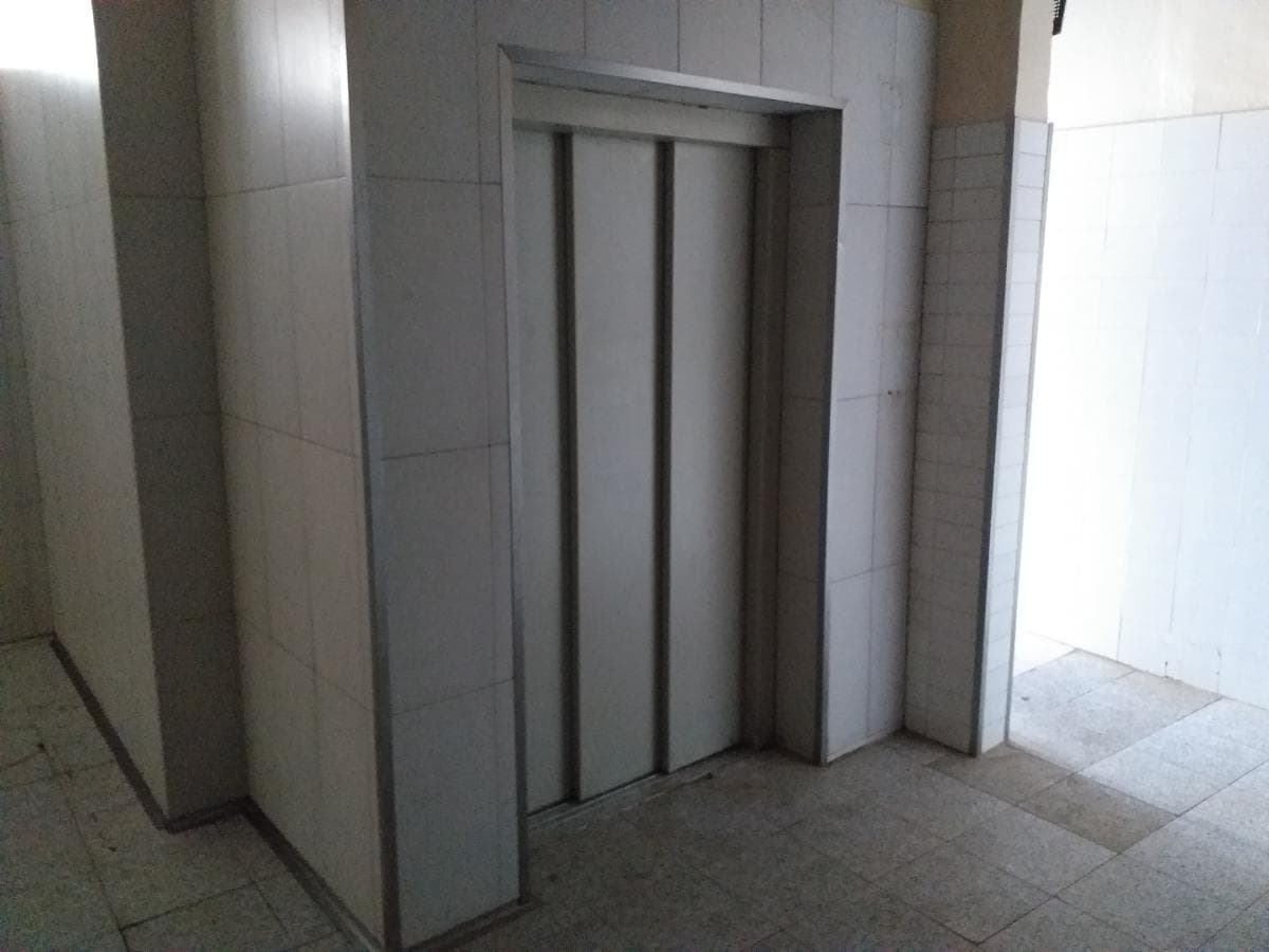 2/10 de Edifício com Apartamentos · Porto — image 13