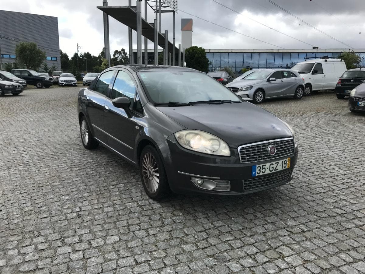 Fiat Linea 1.3 D Multijet · Ano 2008 — image 1