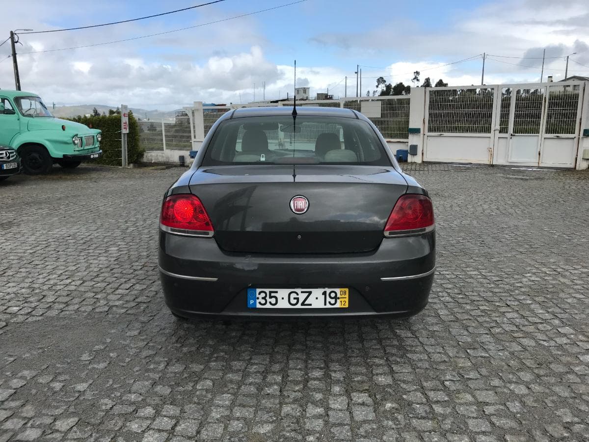Fiat Linea 1.3 D Multijet · Ano 2008 — image 3