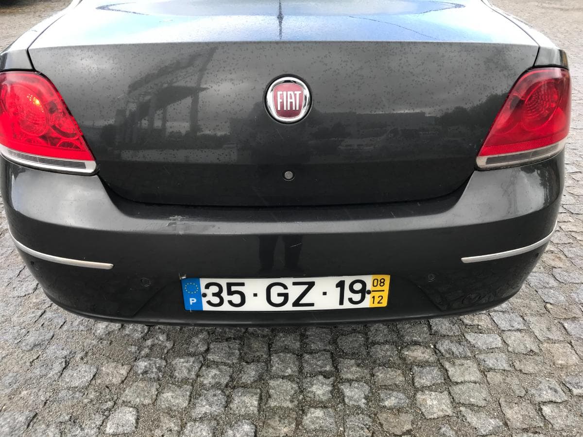 Fiat Linea 1.3 D Multijet · Ano 2008 — image 11