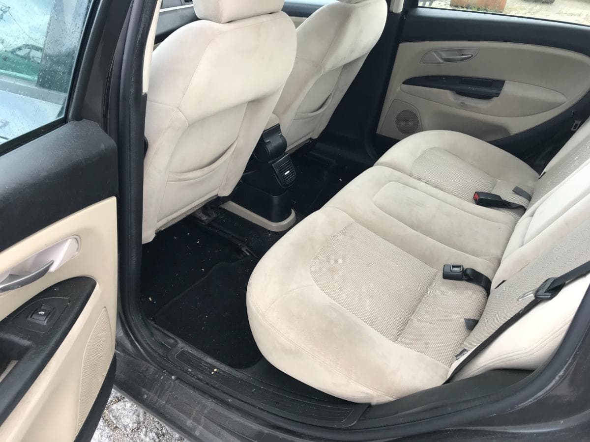Fiat Linea 1.3 D Multijet · Ano 2008 — image 19