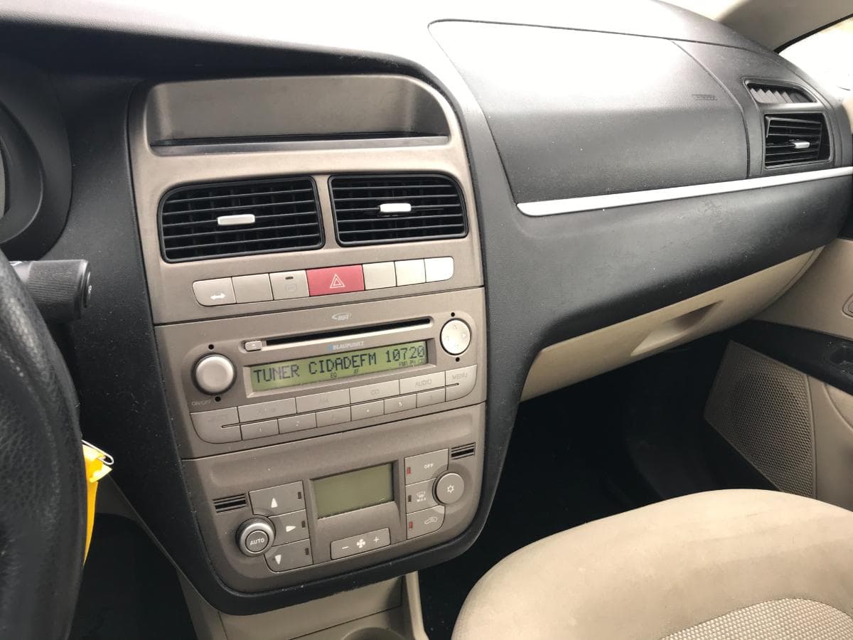 Fiat Linea 1.3 D Multijet · Ano 2008 — image 23