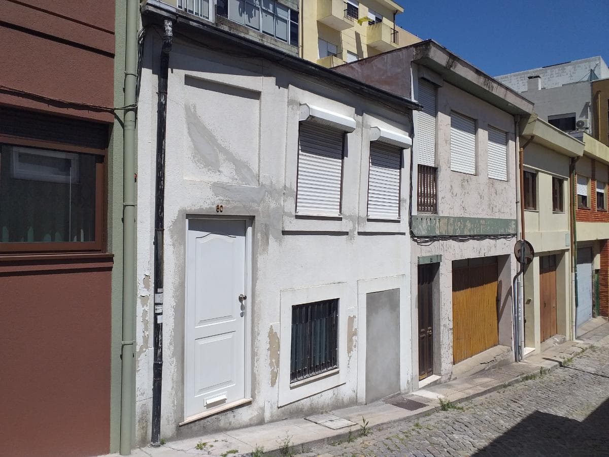 Moradia para restauro · Porto — imagem 6