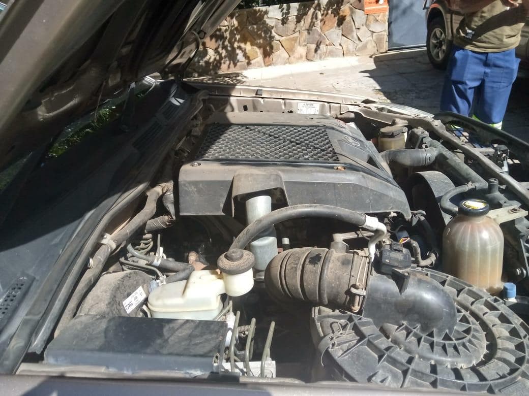 Toyota Hilux · — image 14