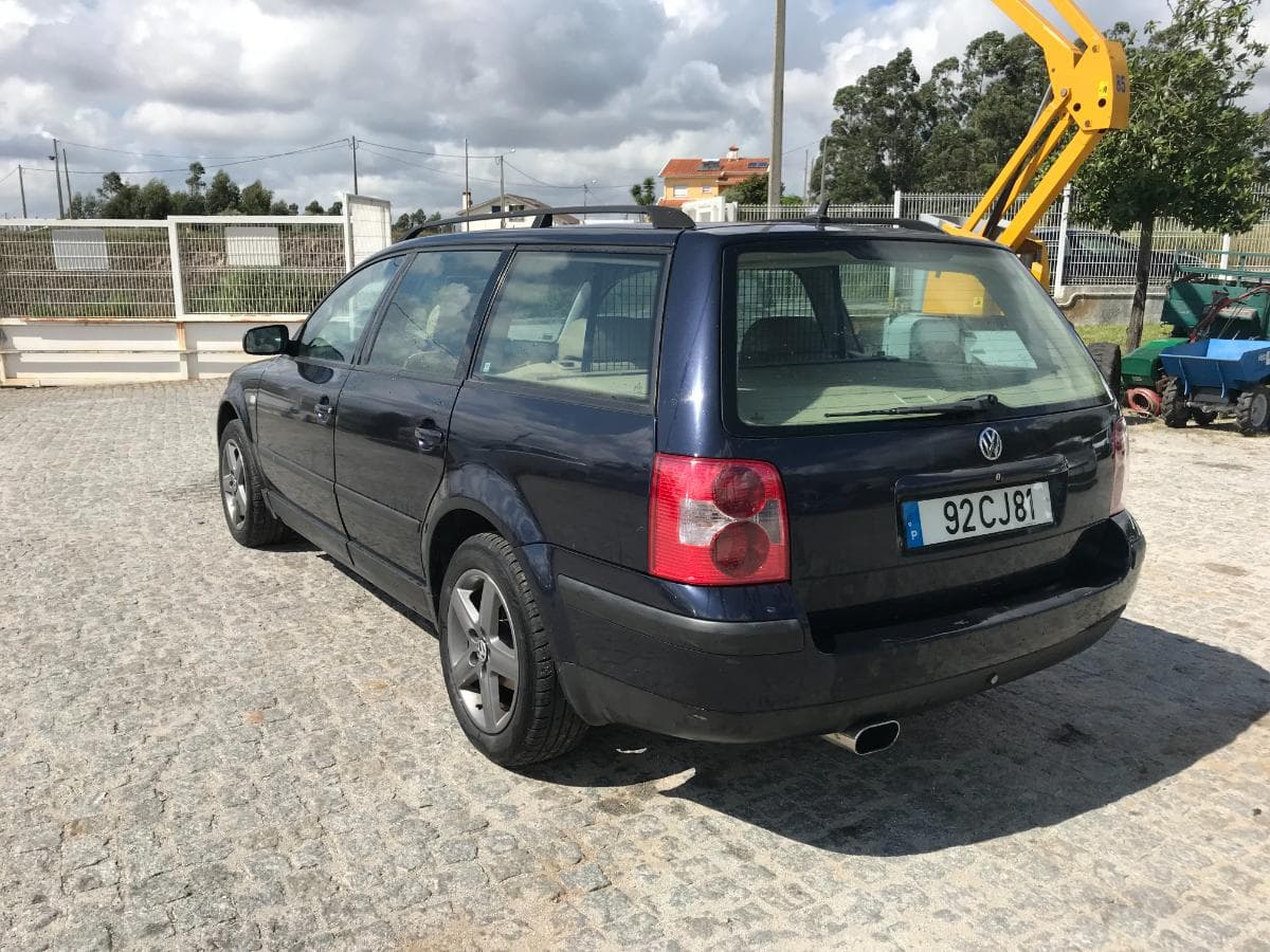 Volkswagen Passat 1.9 TDI · Ano 2000 — imagen 6