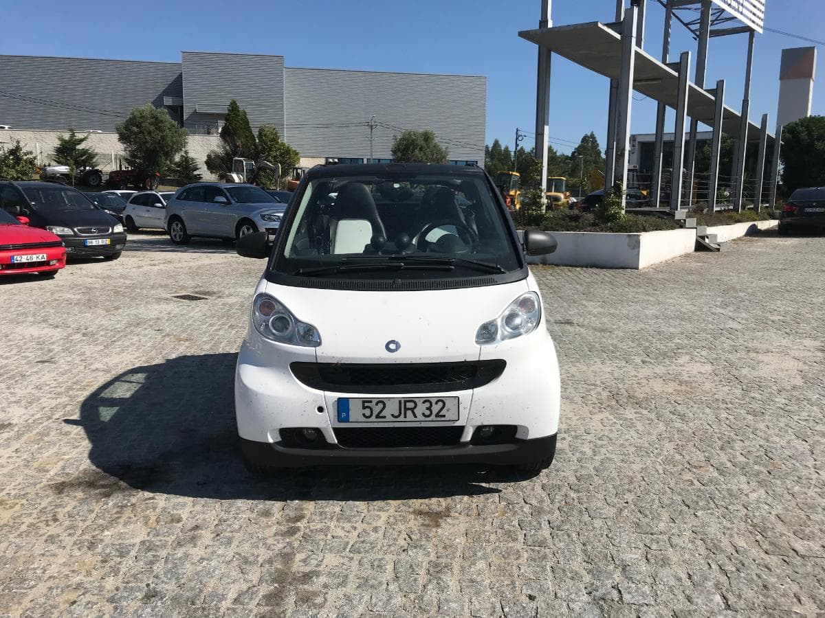 Smart Fortwo Cabrio 0.8 CDI · Ano 2010 — imagen 2