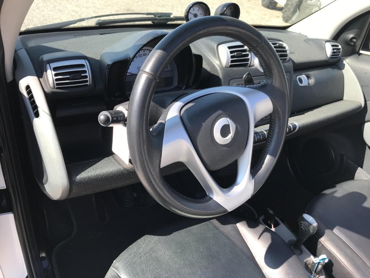 Smart Fortwo Cabrio 0.8 CDI · Ano 2010 — imagen 14