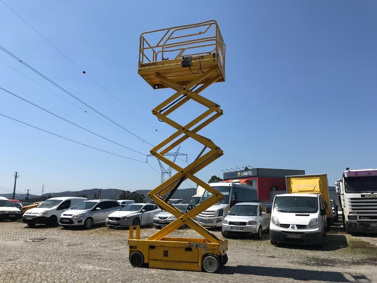 Plataforma Haulotte Compact 10 Elétrico · Ano 2003 — imagen 5