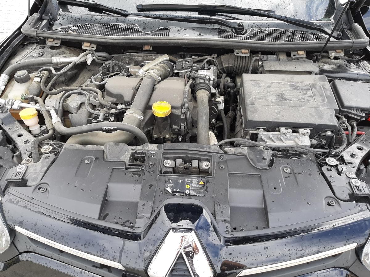 Renault Mégane Coupé 1.5 DCI · Ano 2015 — imagem 14