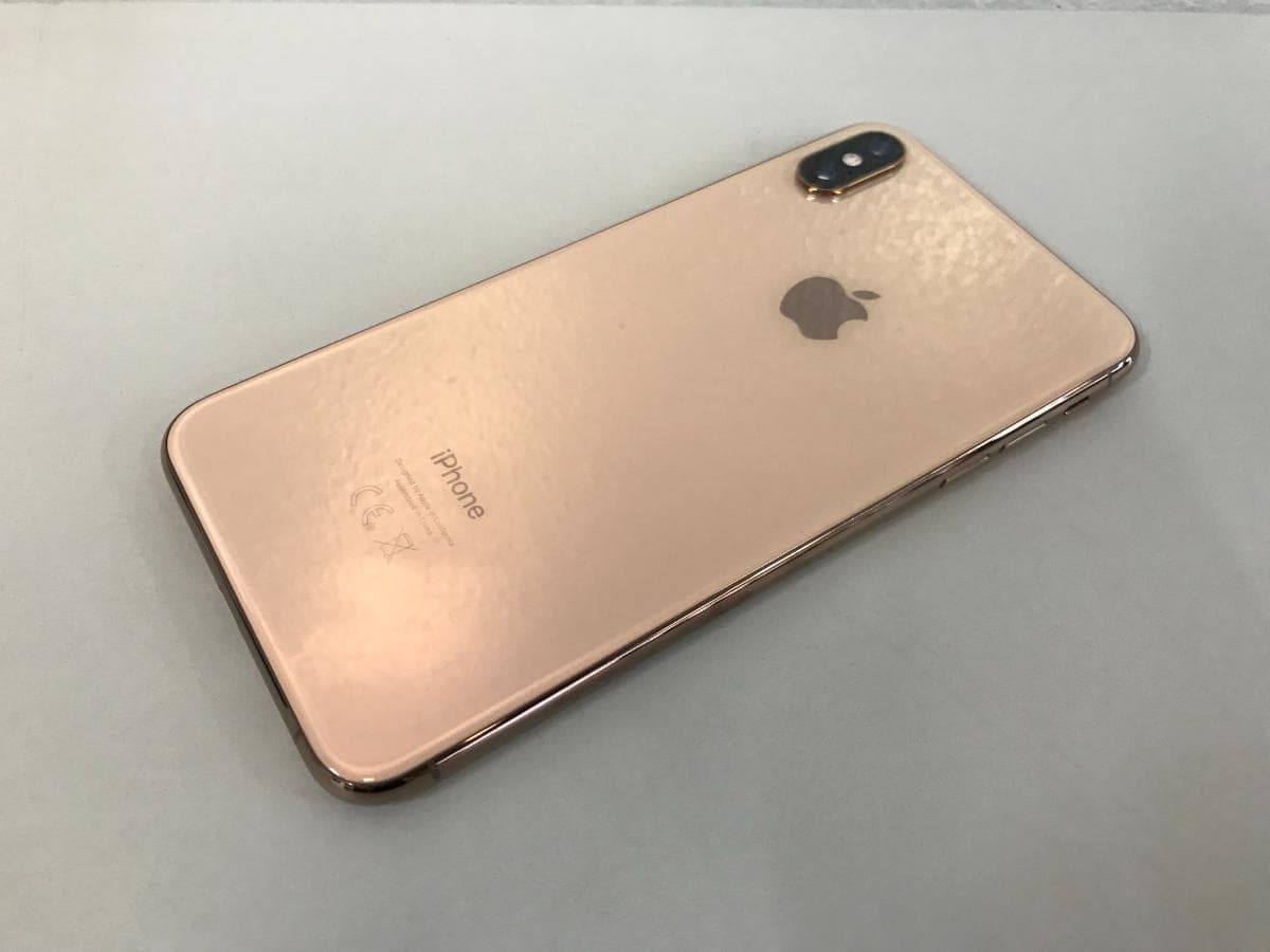 iPhone XS Max — image 6
