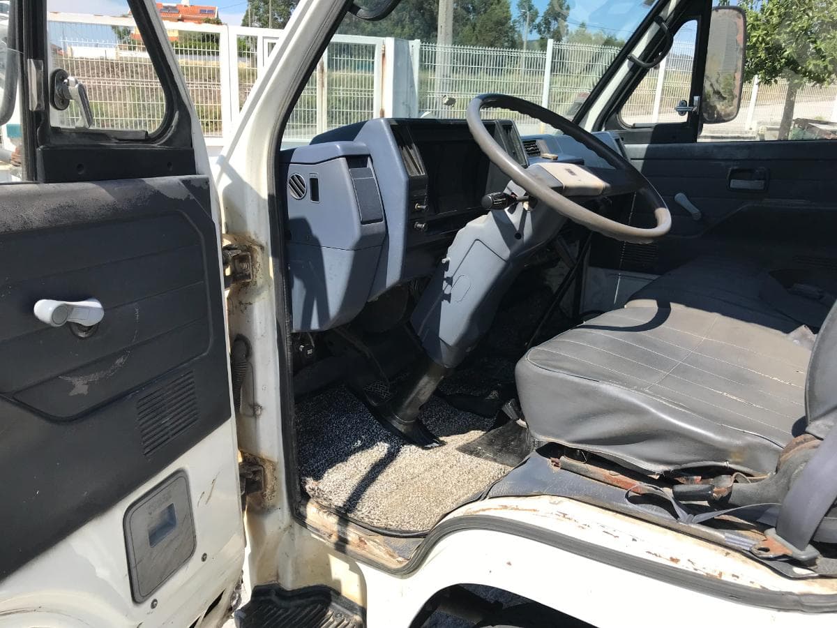 Isuzu NKR Pronto Socorro Com Guincho — imagen 12