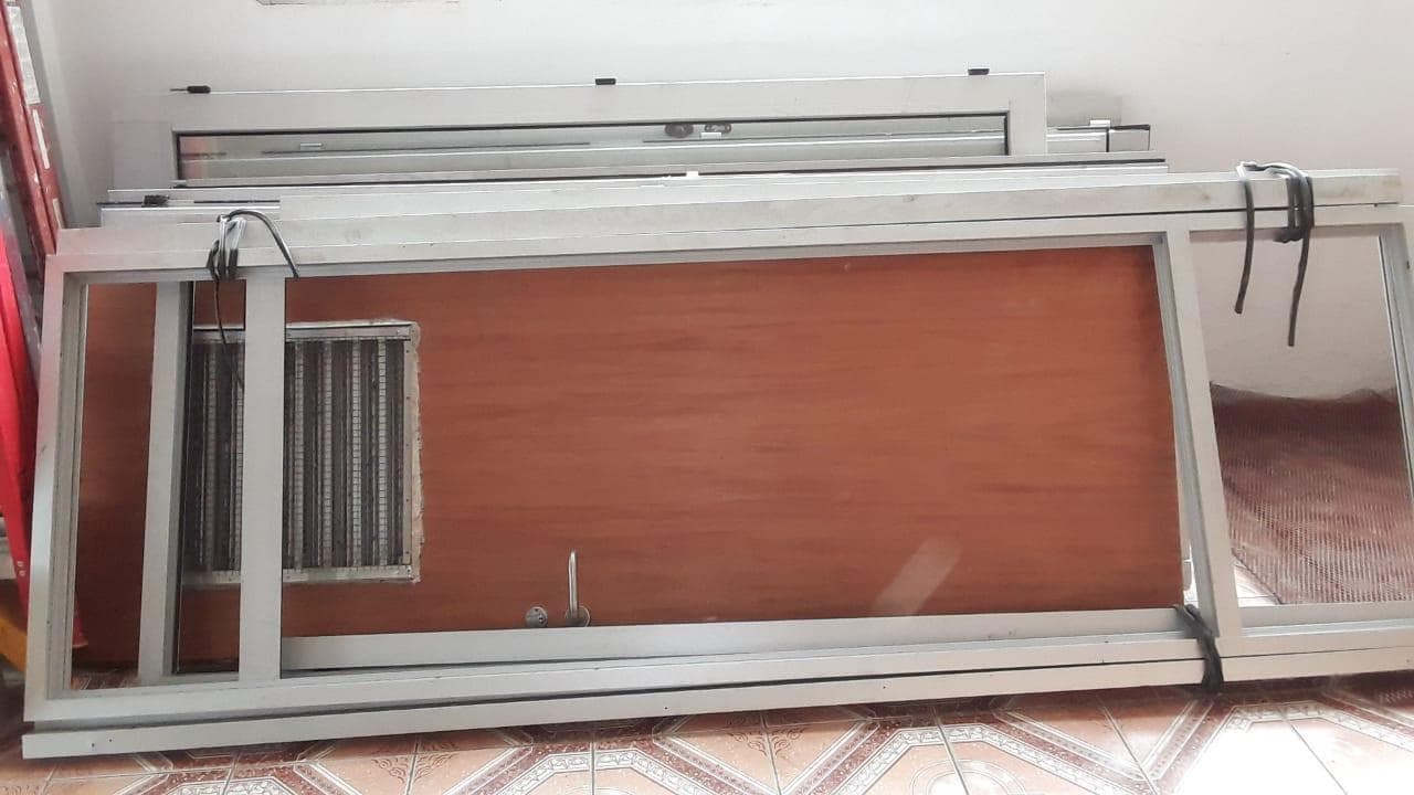Portas de Aluminio · — imagen 1