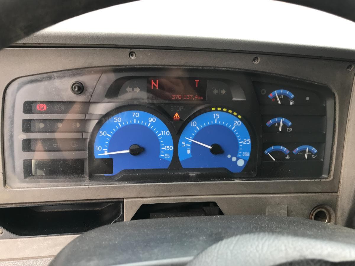 Renault Midlum180.10 Tribasculante — imagem 17