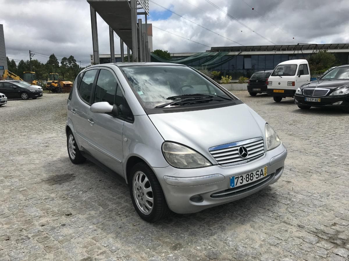 Mercedes-Benz A170 CDI · Ano 2001 — imagem 1