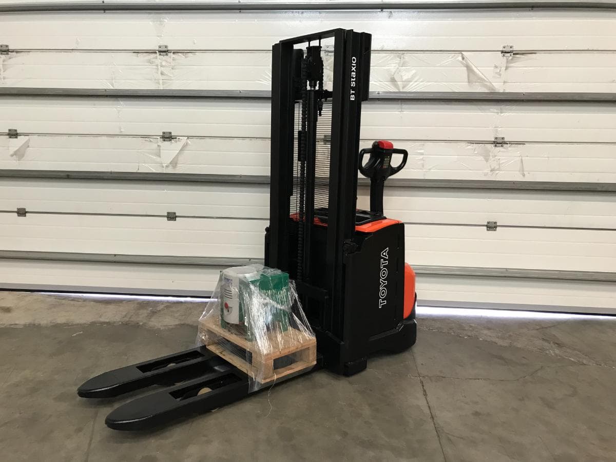 Stacker BT SWE 120 · Ano 2014 — imagem 1