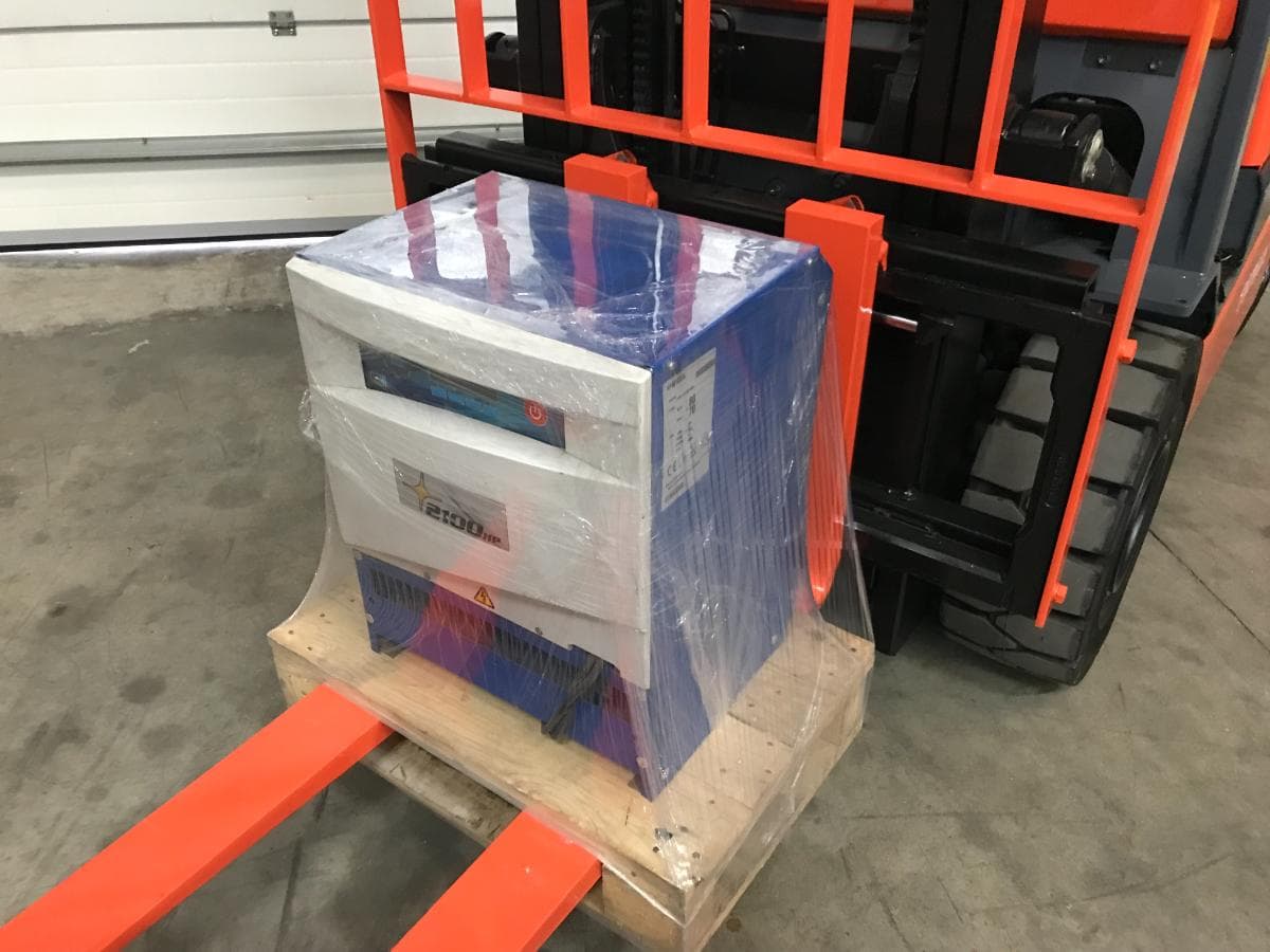 Empilhador Elétrico Toyota 2500Kgs — imagem 7
