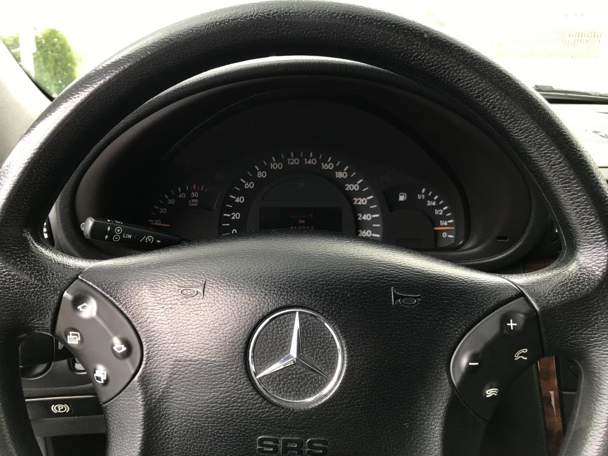 Mercedes-Benz C220 CDI · Ano 2001 — imagem 23