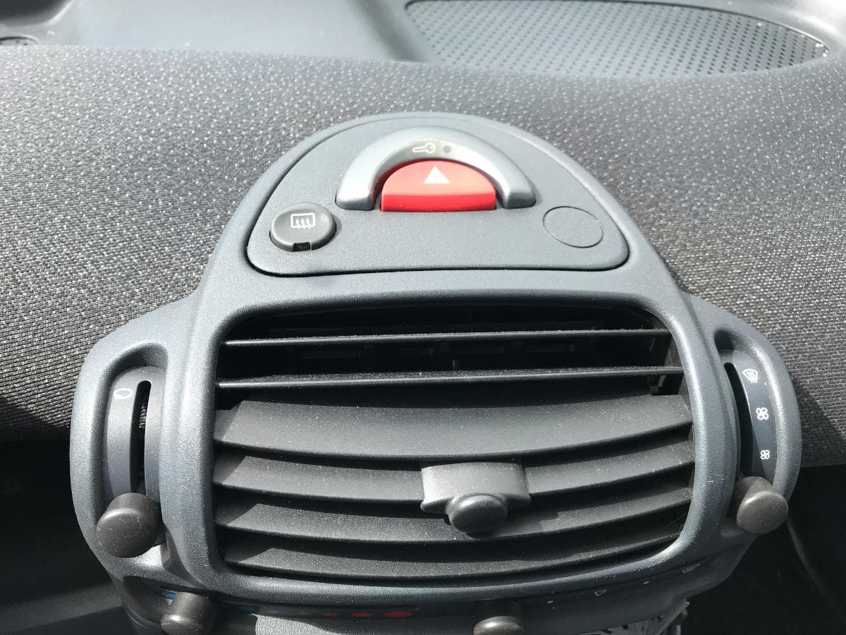 Smart City Coupé 0.8CDI · Ano 2002 — imagem 17