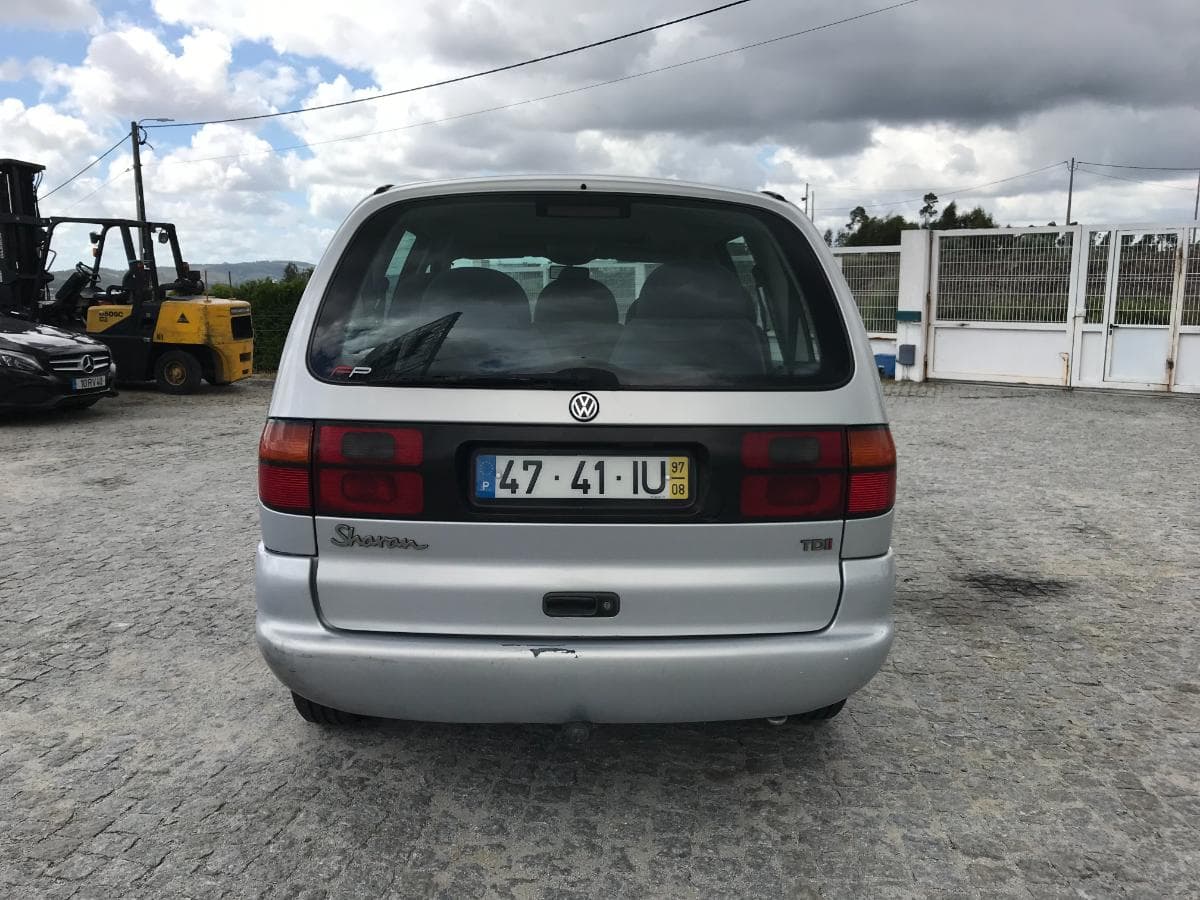 Volkswagen Sharan 1.9TDI · Ano 1997 — image 3