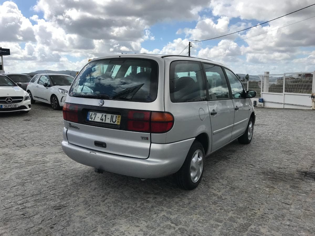 Volkswagen Sharan 1.9TDI · Ano 1997 — image 2