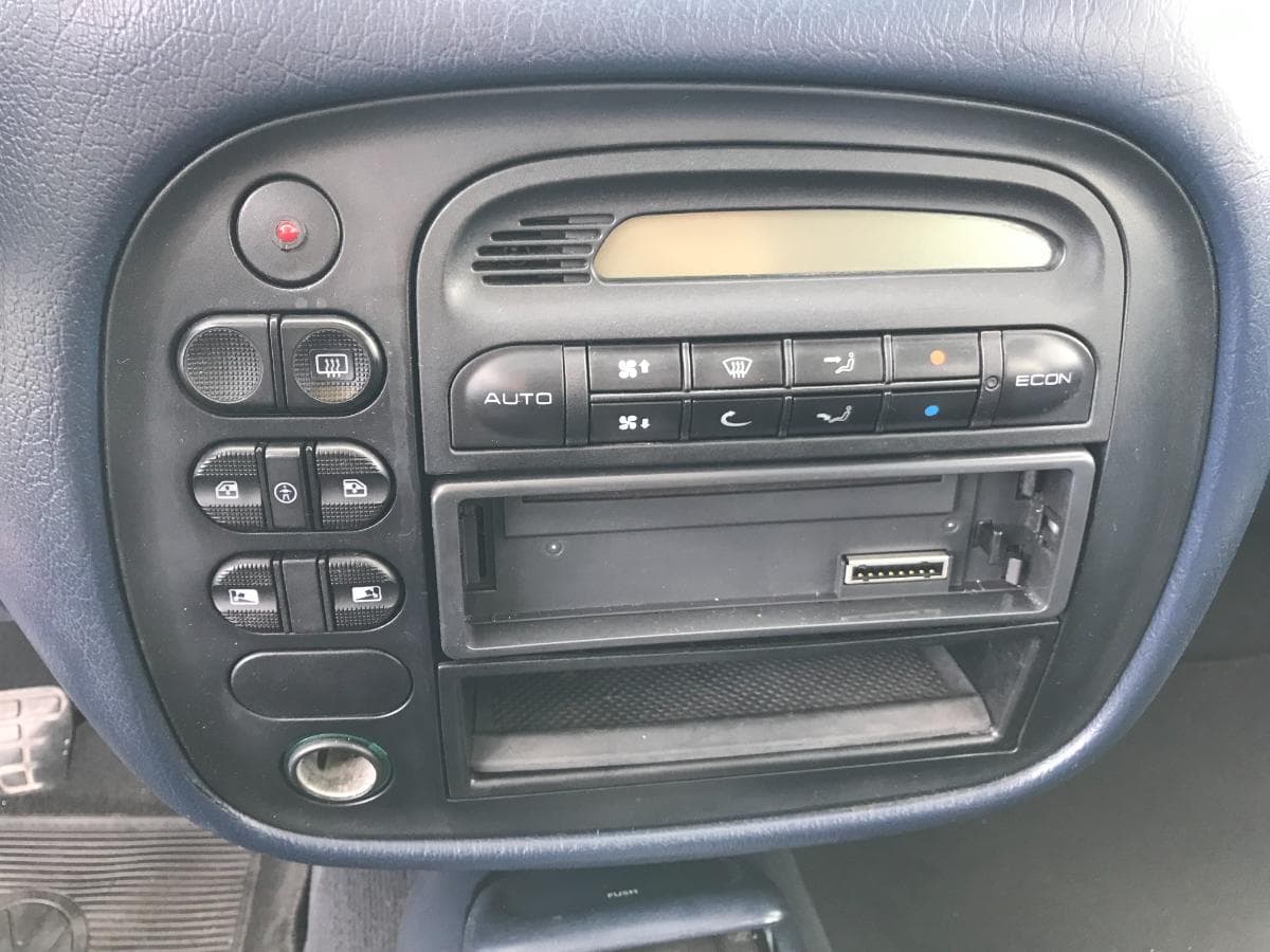 Volkswagen Sharan 1.9TDI · Ano 1997 — image 14