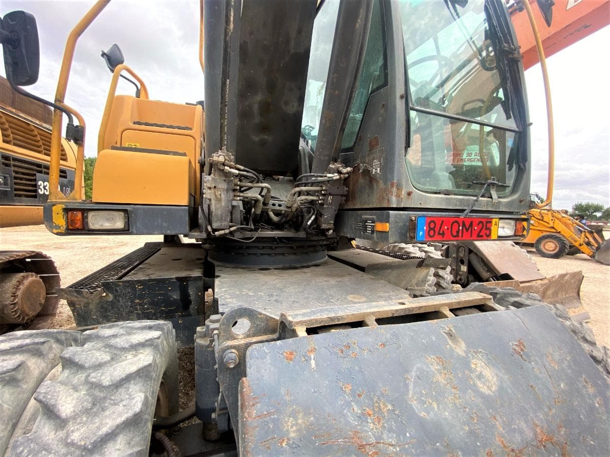 Escav. de rodas 20T - VOLVO — imagem 6