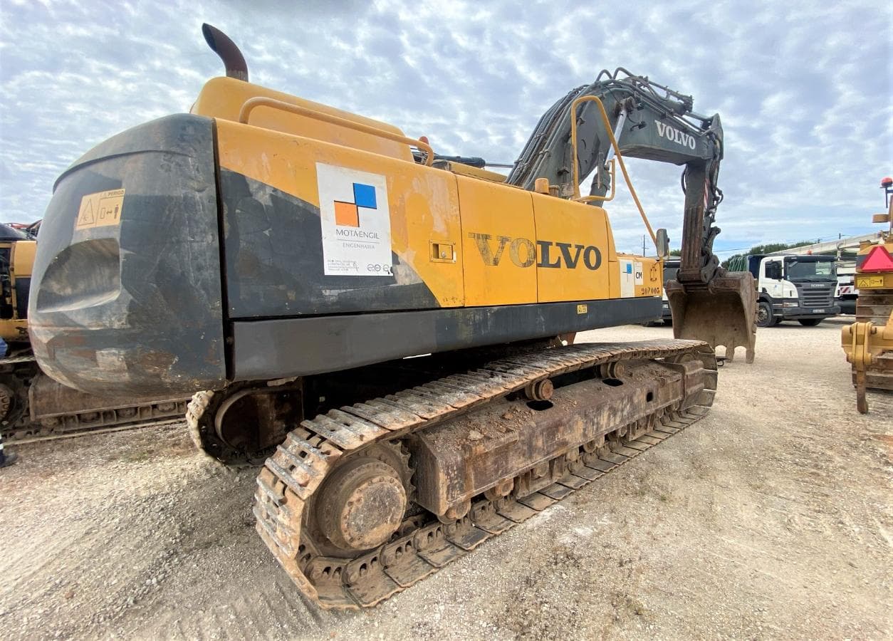 Escav. de rastos 35T - VOLVO — imagem 4