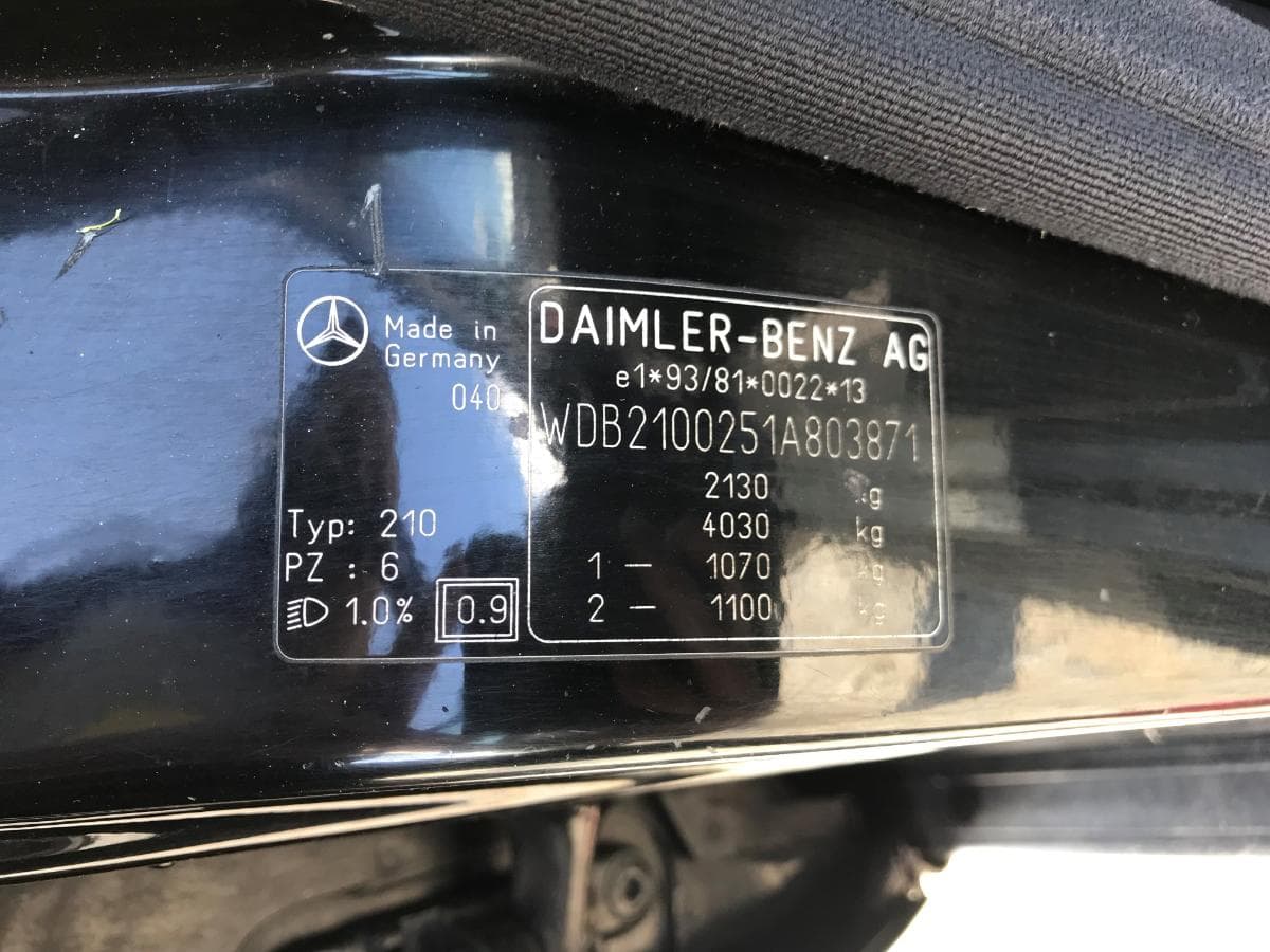 Mercedes-Benz E300 TD · Ano 1998 — imagem 9