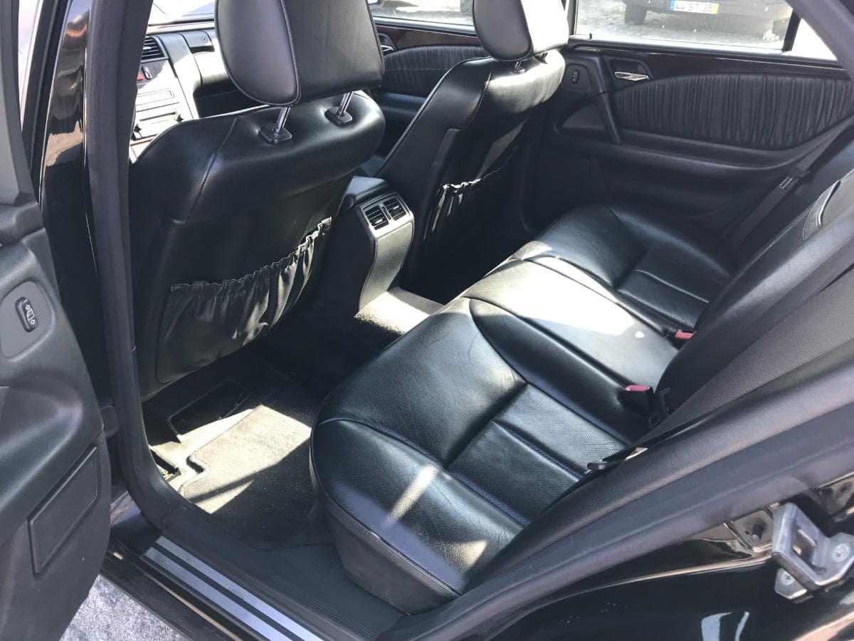 Mercedes-Benz E300 TD · Ano 1998 — imagem 16