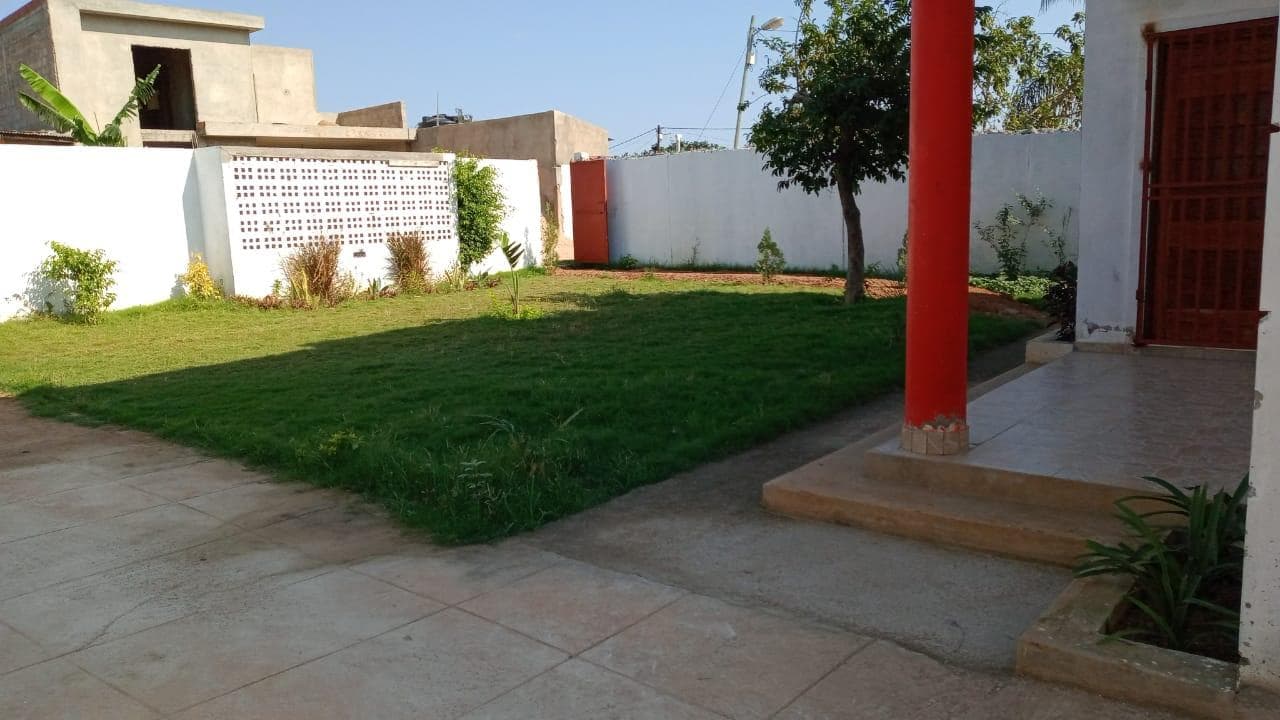 Moradia duplex T4 · — image 4