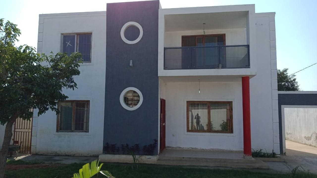 Moradia duplex T4 · — image 8