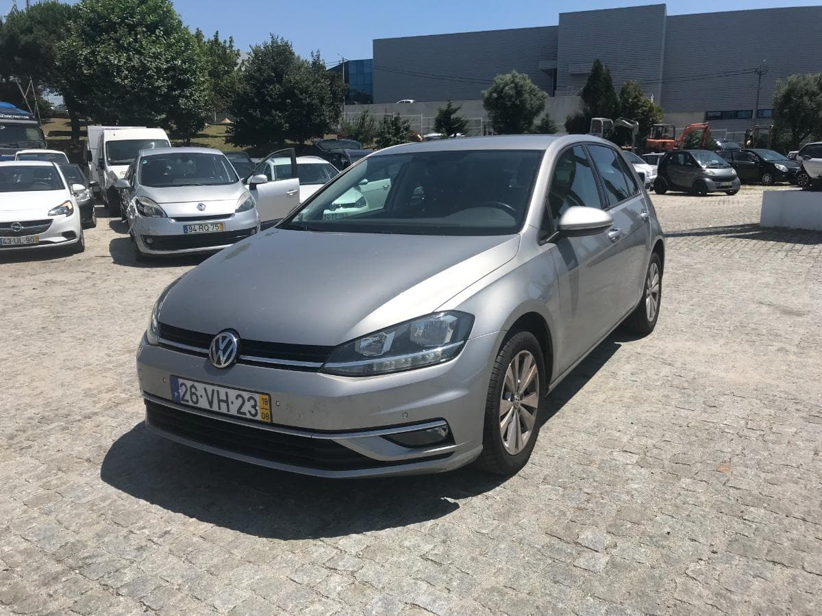 Volkswagen Golf 1.6 TDI · Ano 2018 — imagem 5