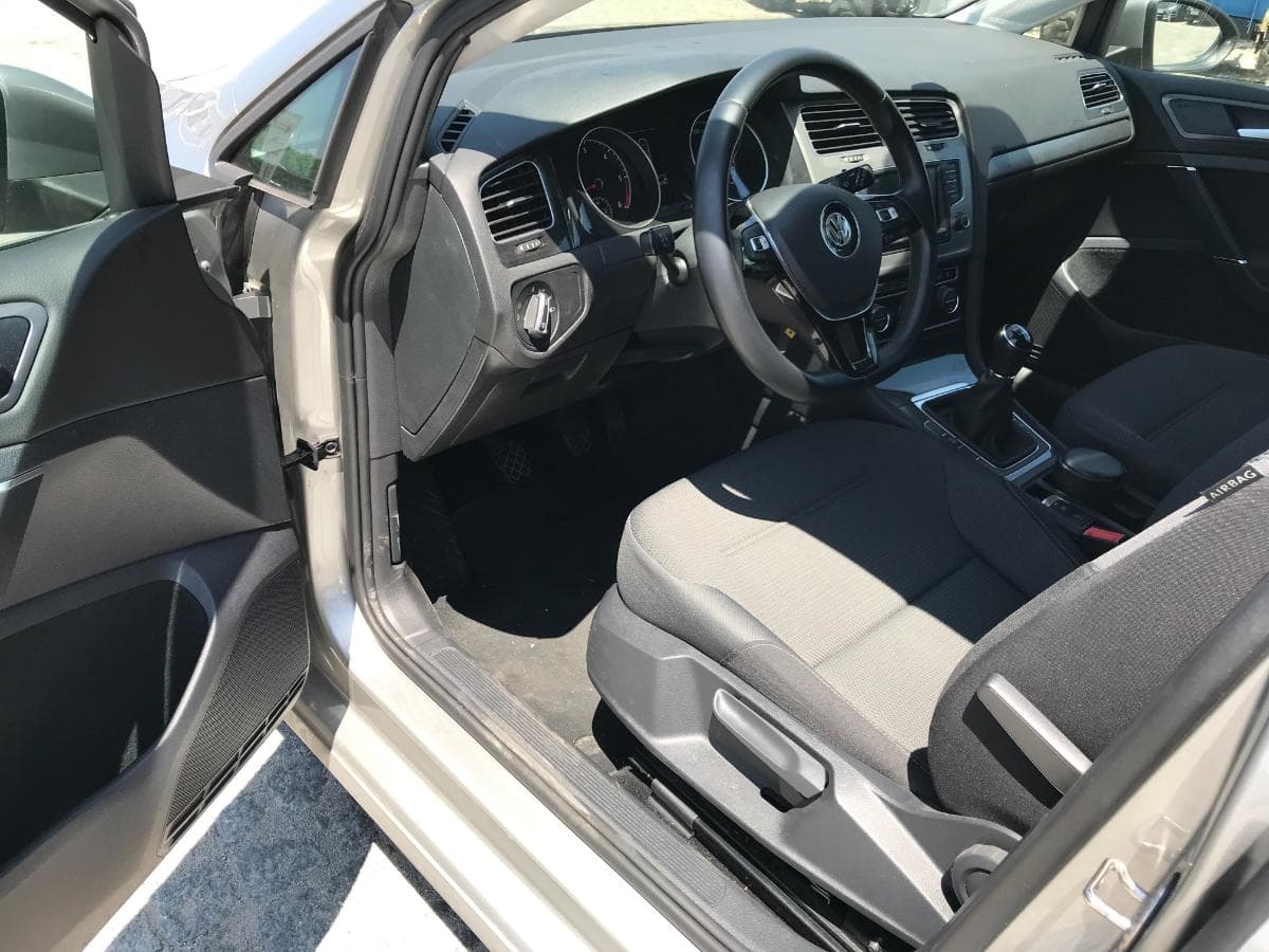 Volkswagen Golf 1.6 TDI · Ano 2018 — imagem 11