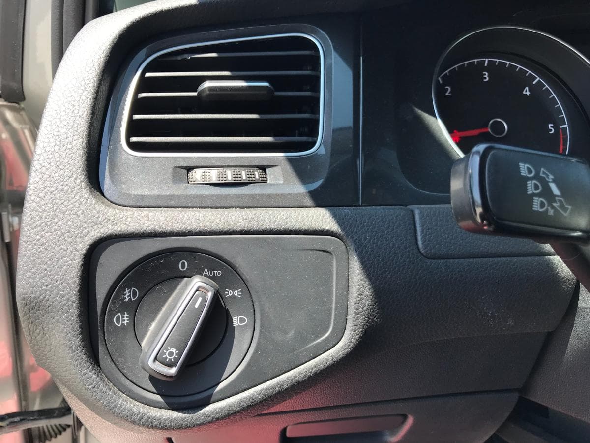 Volkswagen Golf 1.6 TDI · Ano 2018 — imagem 20